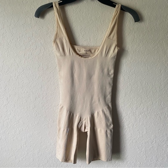 ASSETS by SPANX | Women's Open Bust Shaping Bodysuit Slimming Size XL 10127R - Picture 3 of 10